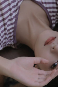 女人高潮时会一拱一拱的吗